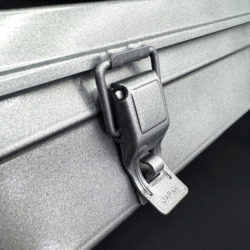 item_TOOLBOX_L